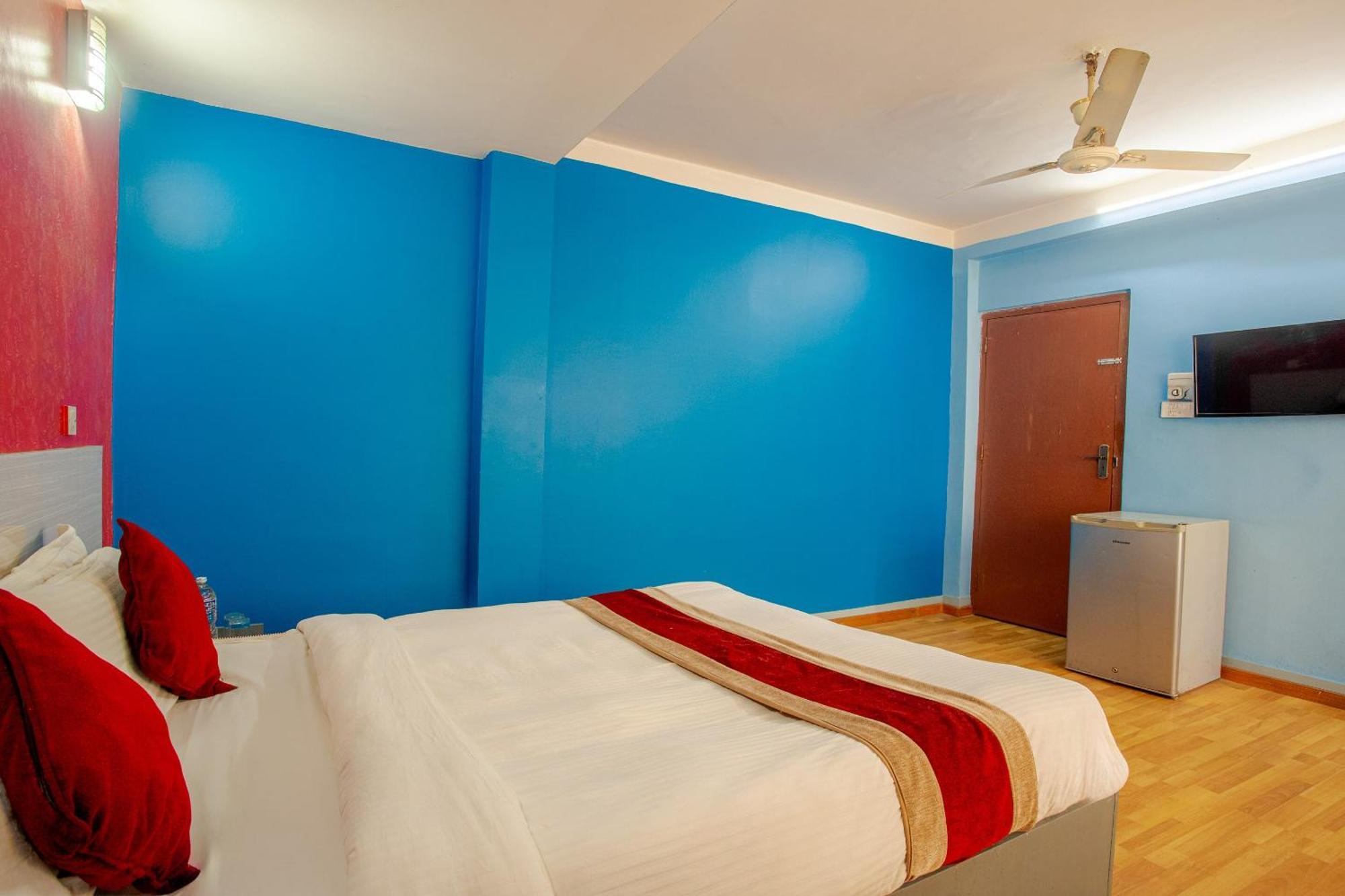 Oyo 808 Hotel Om Ganapati Pvt Ltd 카트만두 외부 사진