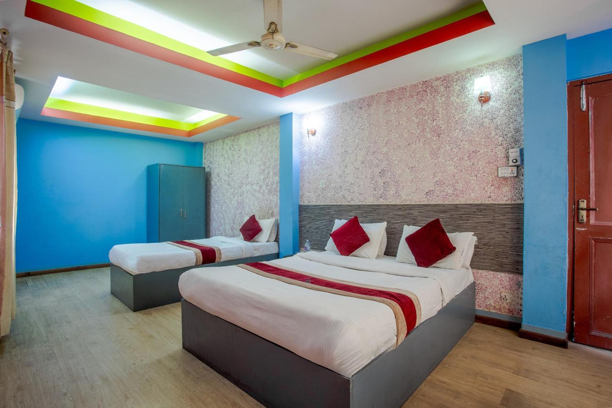 Oyo 808 Hotel Om Ganapati Pvt Ltd 카트만두 외부 사진
